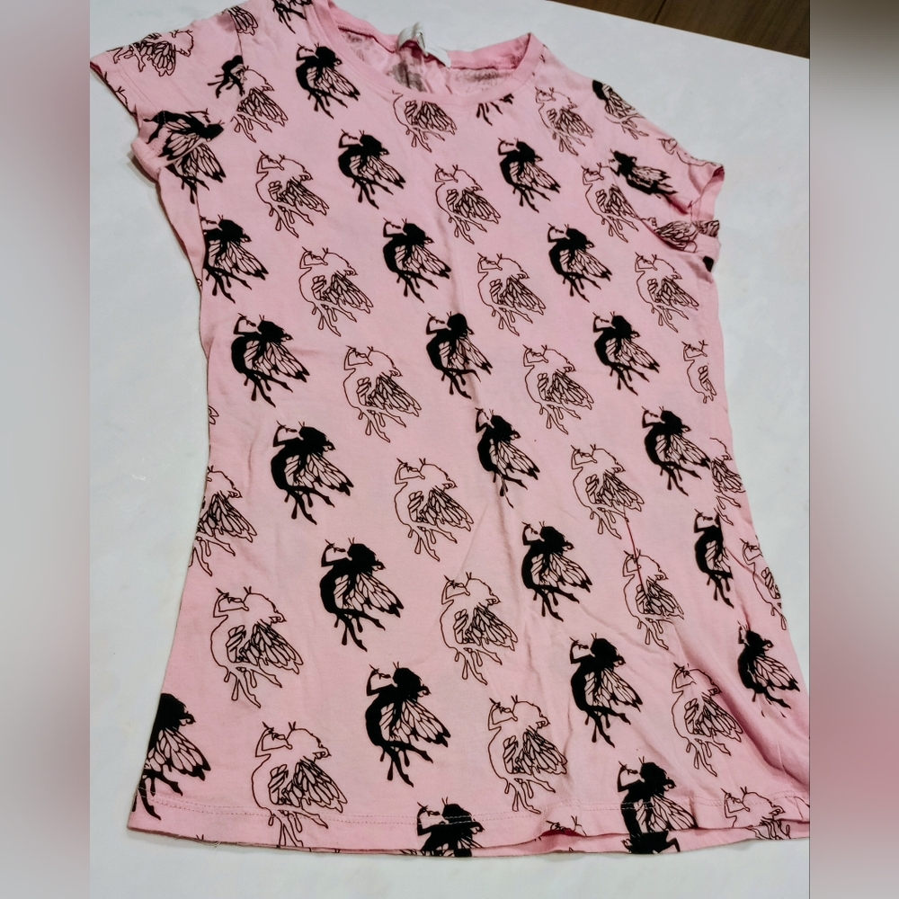 Pink T Shirt With Fairy Print, New Without Tag,Size Junior M, By Charlotte Russe